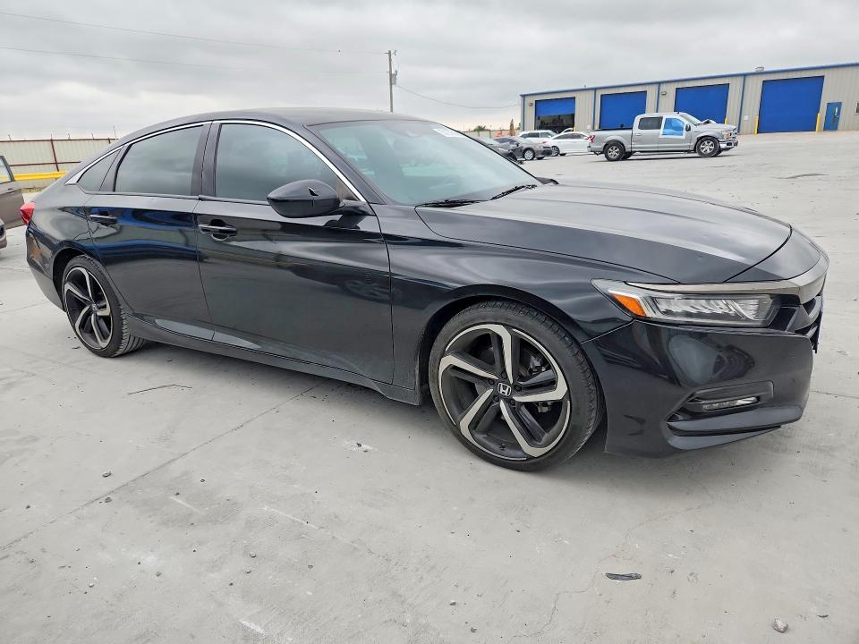 1HGCV1F30KA074653