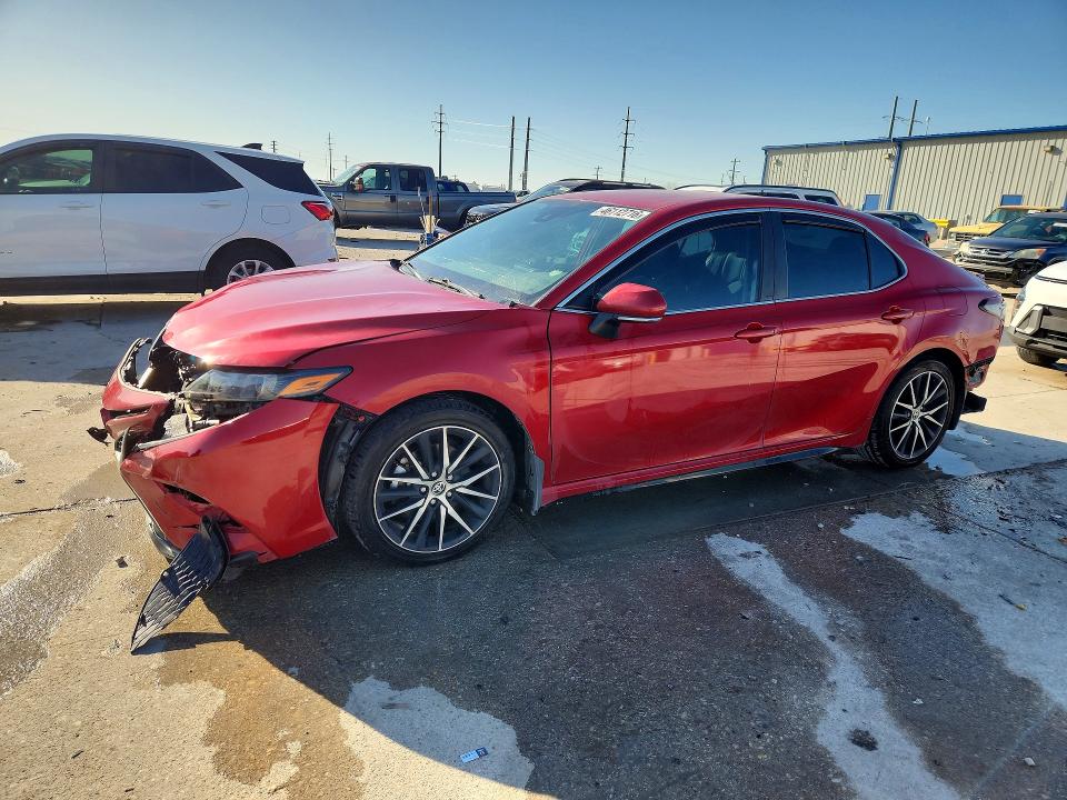 2022 TOYOTA CAMRY — VIN 4T1G11AK0NU033206