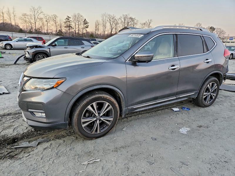 2017 NISSAN ROGUE — VIN JN8AT2MV0HW025197