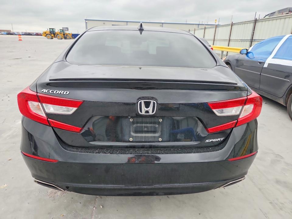 1HGCV1F30KA074653
