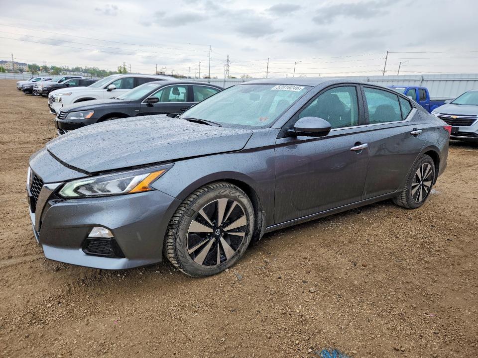 1N4BL4DV2NN350808