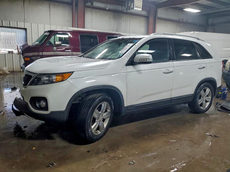 2013 KIA SORENTO EX — VIN 5XYKU4A68DG333425