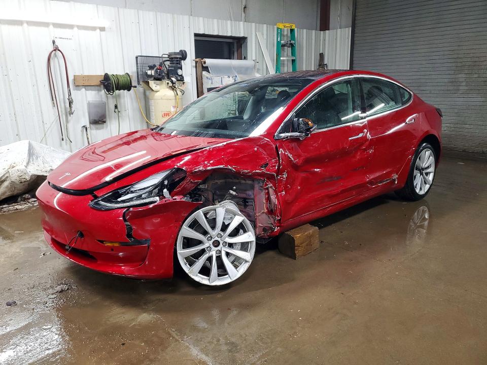 2018 TESLA MODEL 3 — VIN 5YJ3E1EB0JF121709
