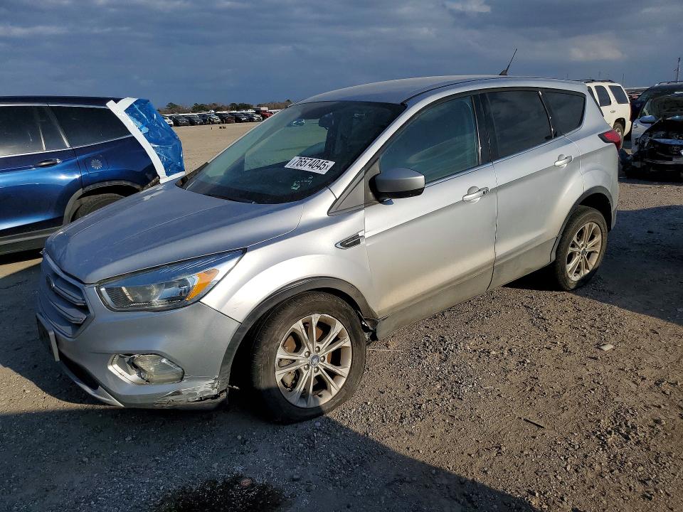 2019 FORD ESCAPE — VIN 1FMCU9GD1KUB33422