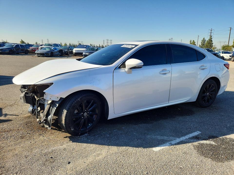 2017 LEXUS ES — VIN 58ABK1GG7HU056070