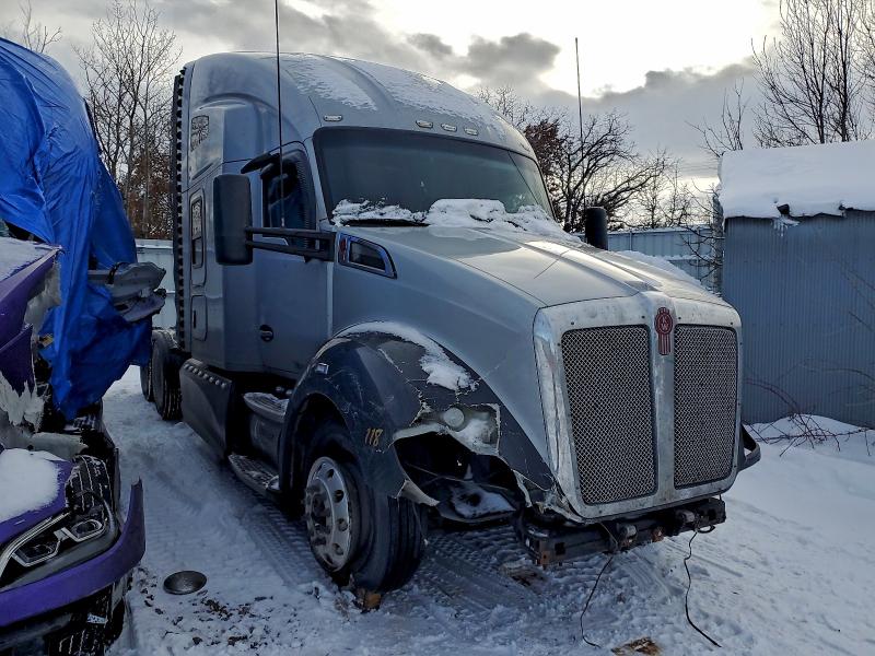 2015 KENWORTH CONSTRUCTION — VIN 1XKYDP9X0FJ420851
