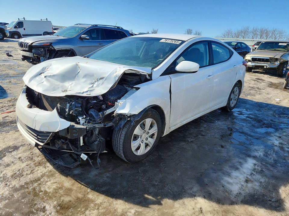 2016 HYUNDAI ELANTRA — VIN 5NPDH4AE4GH729031