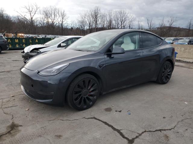 2025 TESLA MODEL Y — VIN 7SAYGDEFXSA352283