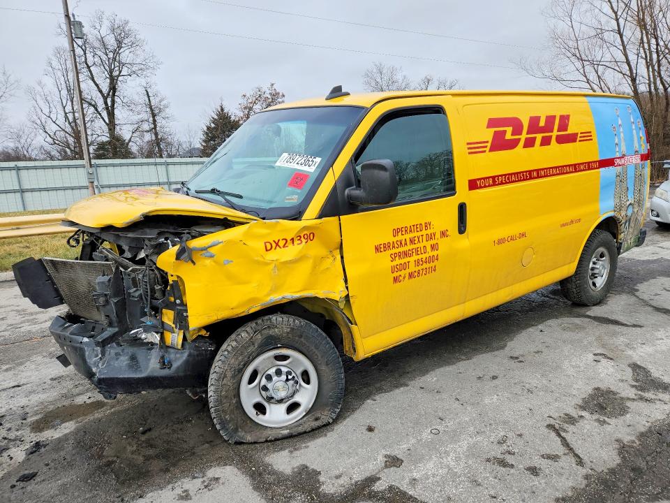 2021 CHEVROLET EXPRESS G2500 — VIN 1GCWGAFP9M1245346