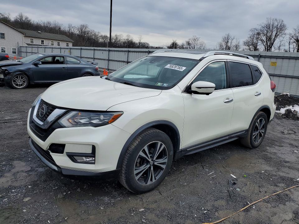 2018 NISSAN ROGUE — VIN JN8AT2MV0JW303182