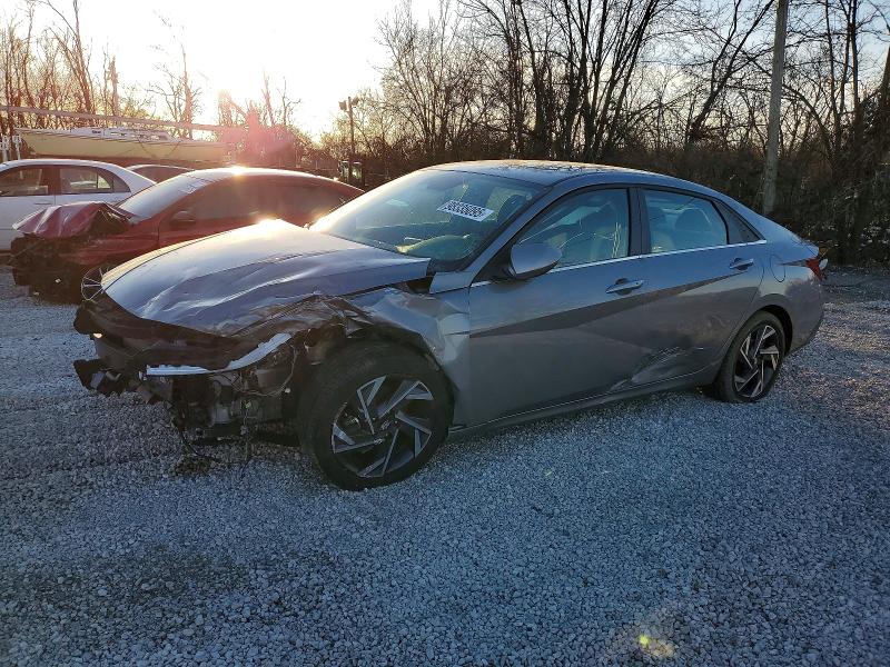 2024 HYUNDAI ELANTRA SE — VIN KMHLS4DG4RU754607