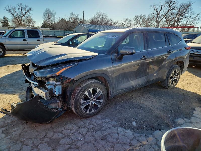 2021 TOYOTA HIGHLANDER — VIN 5TDGZRAH5MS523319