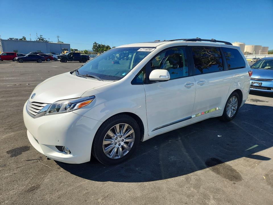 2015 TOYOTA SIENNA — VIN 5TDYK3DC3FS639806