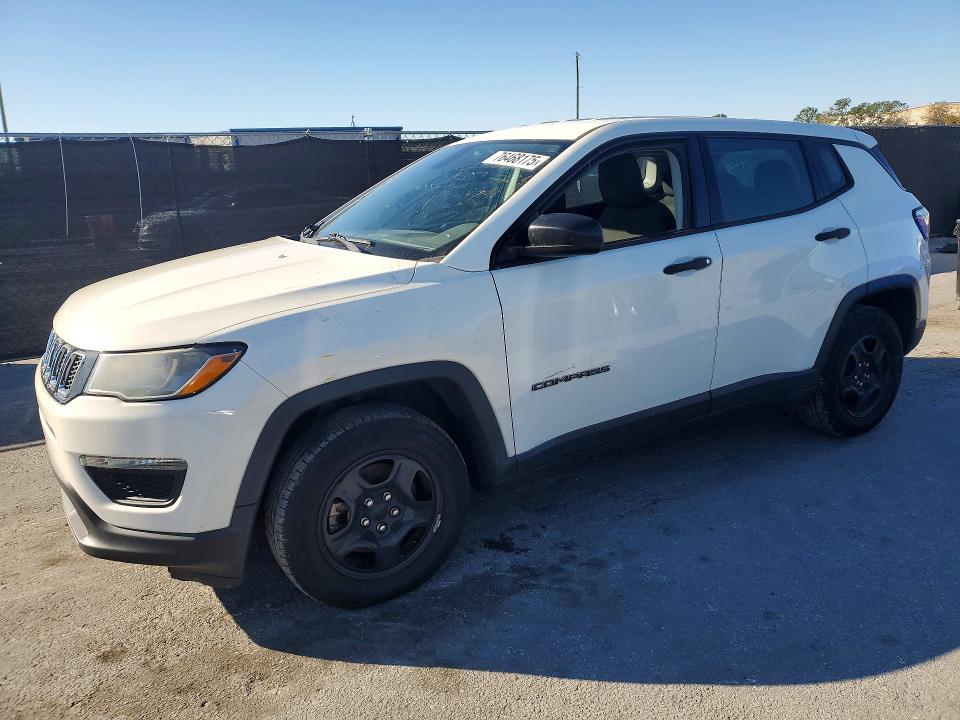 2018 JEEP COMPASS — VIN 3C4NJCABXJT165367