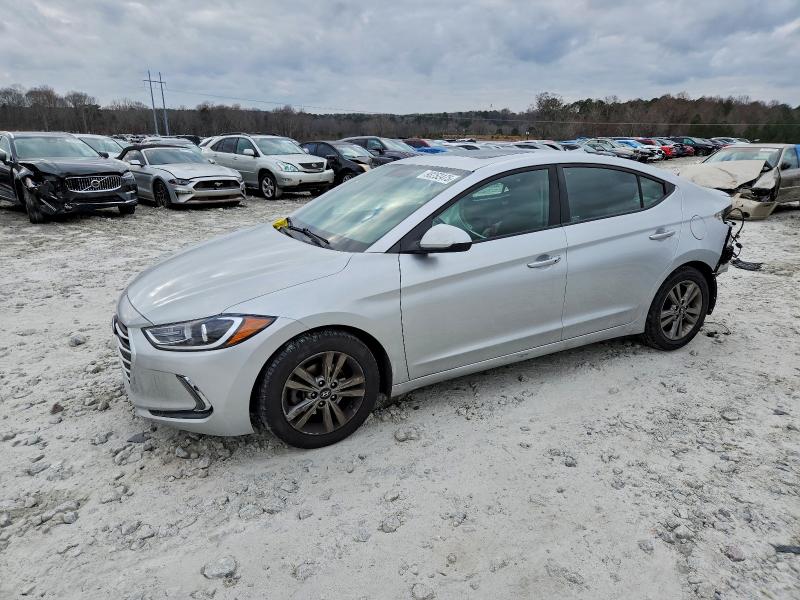 2018 HYUNDAI ELANTRA SE — VIN 5NPD84LF2JH388953