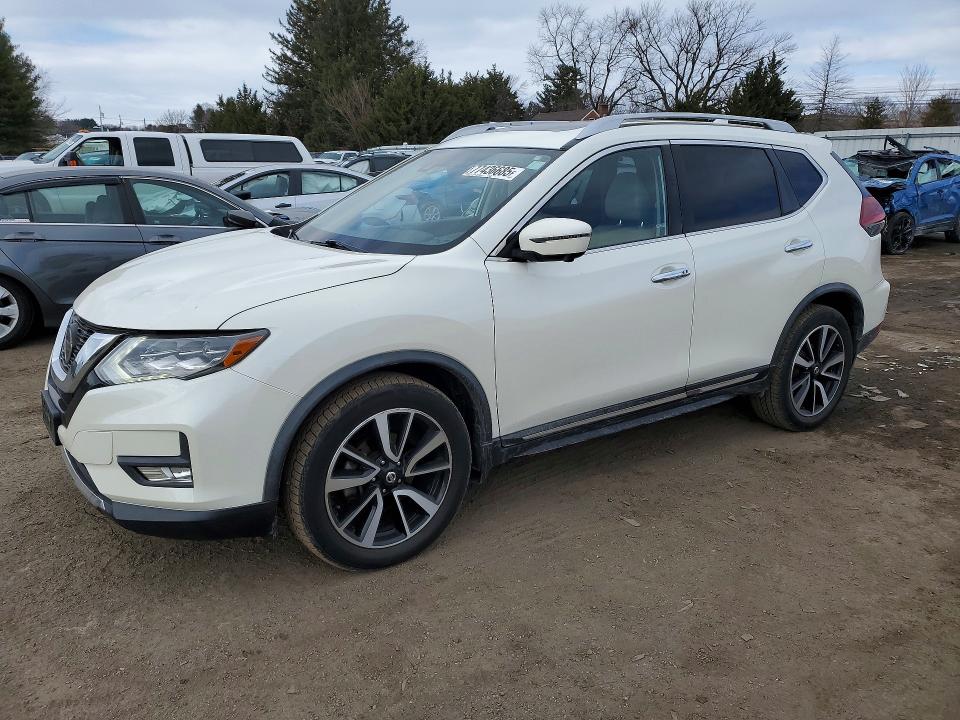 2018 NISSAN ROGUE — VIN JN8AT2MV5JW322844
