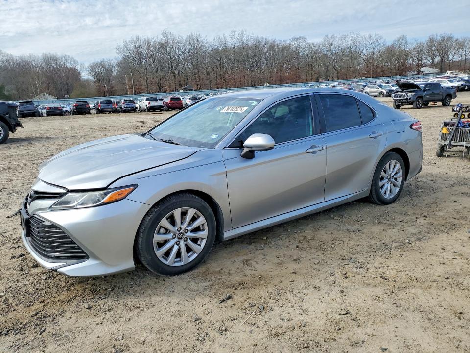2019 TOYOTA CAMRY — VIN 4T1B11HK0KU802489