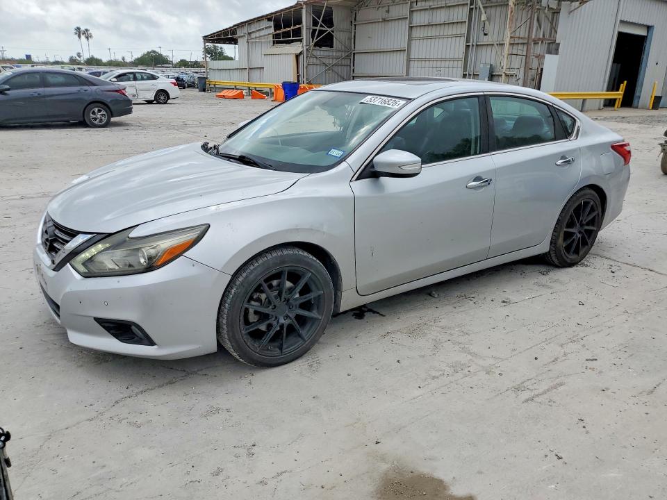 2017 NISSAN ALTIMA — VIN 1N4BL3AP3HC174285