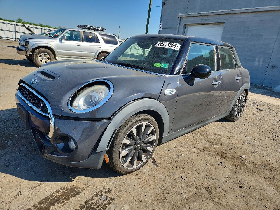 2015 MINI COOPER — VIN WMWXU3C50F2B61814
