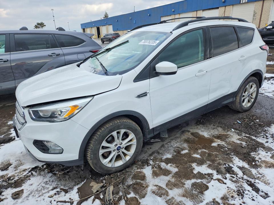 2017 FORD ESCAPE — VIN 1FMCU0GDXHUA65898