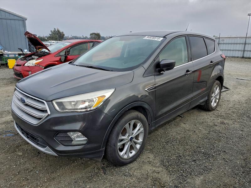 2019 FORD ESCAPE SE — VIN 1FMCU0GD1KUA25667