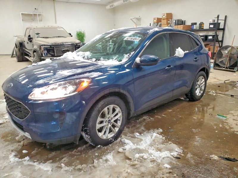 2020 FORD ESCAPE SE — VIN 1FMCU0G69LUB83919
