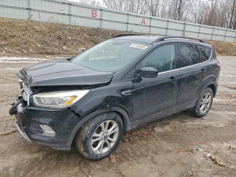 2017 FORD ESCAPE SE — VIN 1FMCU9G98HUD32794