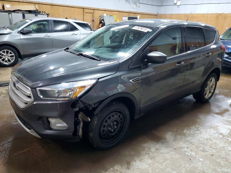 2019 FORD ESCAPE SE — VIN 1FMCU9GD3KUC01722