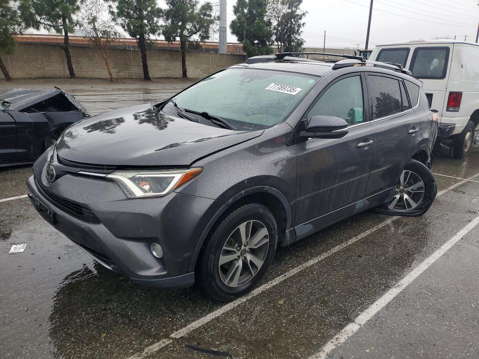 2017 TOYOTA RAV4 — VIN 2T3WFREV8HW400266