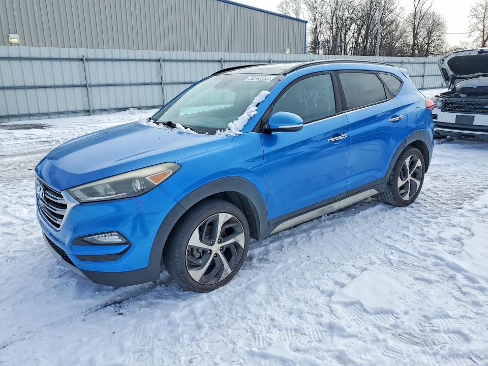 2017 HYUNDAI TUCSON — VIN KM8J33A28HU390357