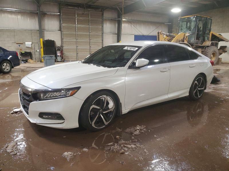 2018 HONDA ACCORD — VIN 1HGCV1F33JA184529
