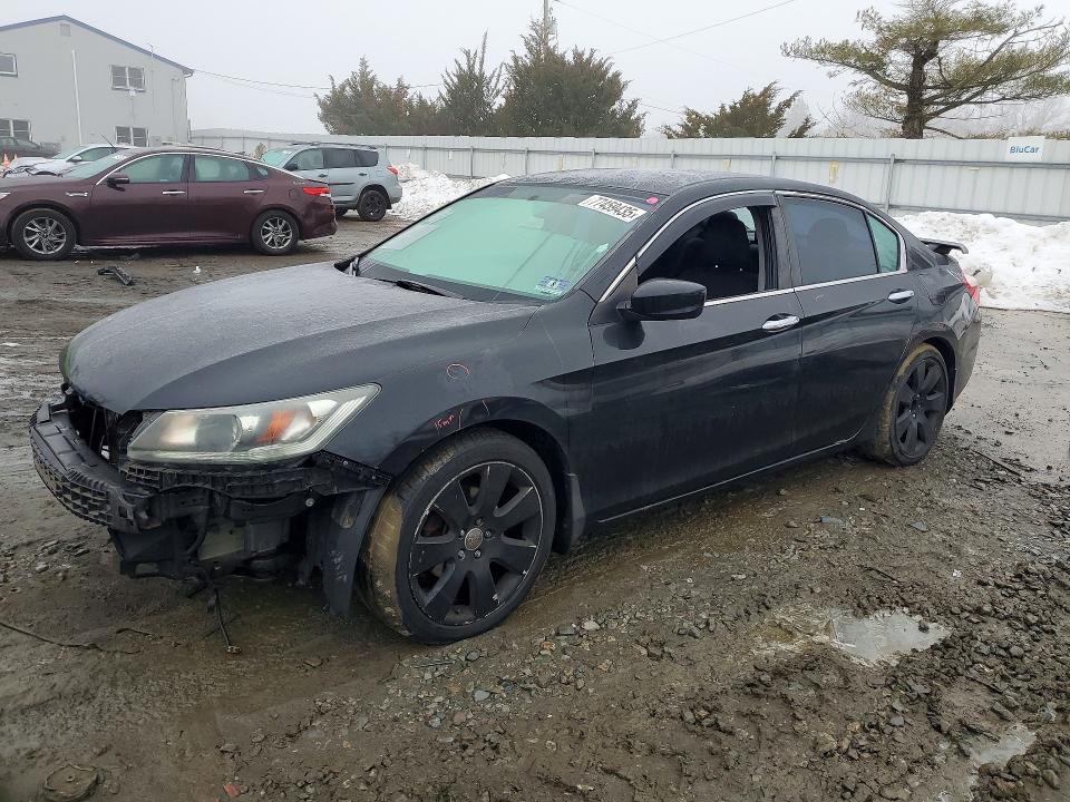 2015 HONDA ACCORD — VIN 1HGCR2F53FA197560