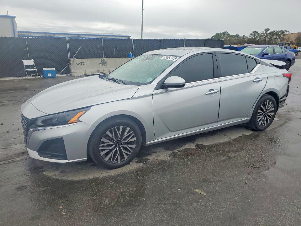 2023 NISSAN ALTIMA — VIN 1N4BL4DV2PN340170