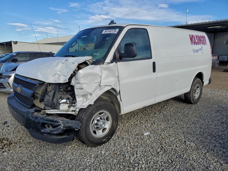 2017 CHEVROLET EXPRESS G2500 — VIN 1GCWGAFG0H1192249