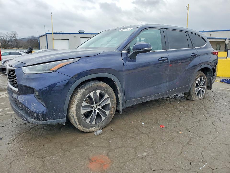 2021 TOYOTA HIGHLANDER — VIN 5TDGZRBH1MS135891