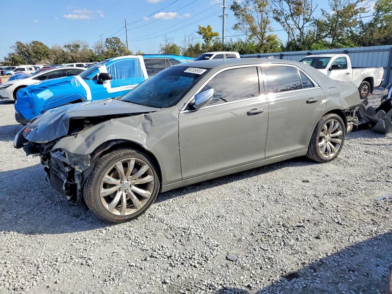 2019 CHRYSLER 300 TOURIN — VIN 2C3CCAAG9KH560091