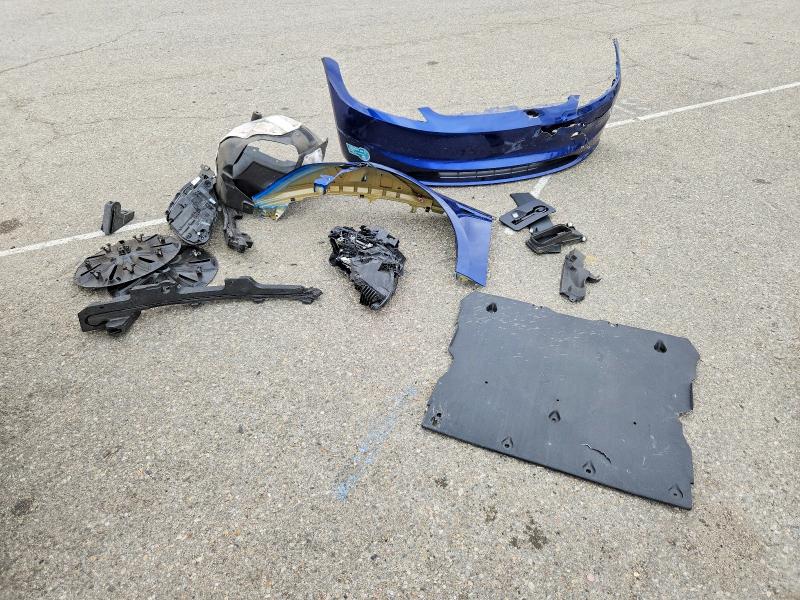 5YJ3E1EA3RF727198