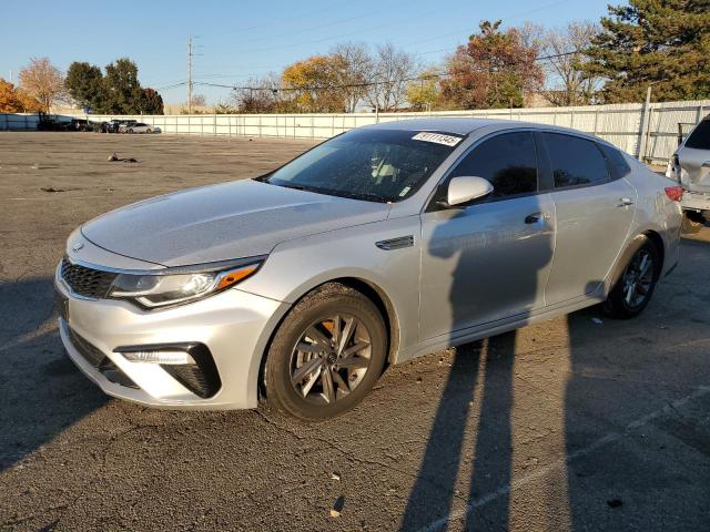 2019 KIA OPTIMA — VIN 5XXGT4L39KG359643