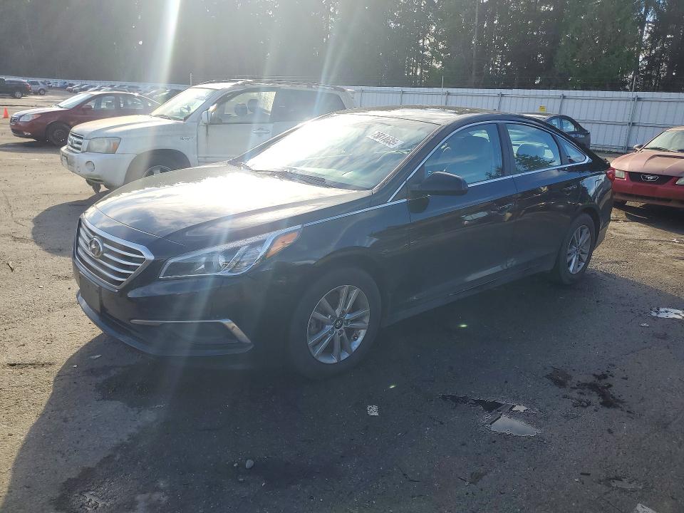 2016 HYUNDAI SONATA — VIN 5NPE24AF2GH385102