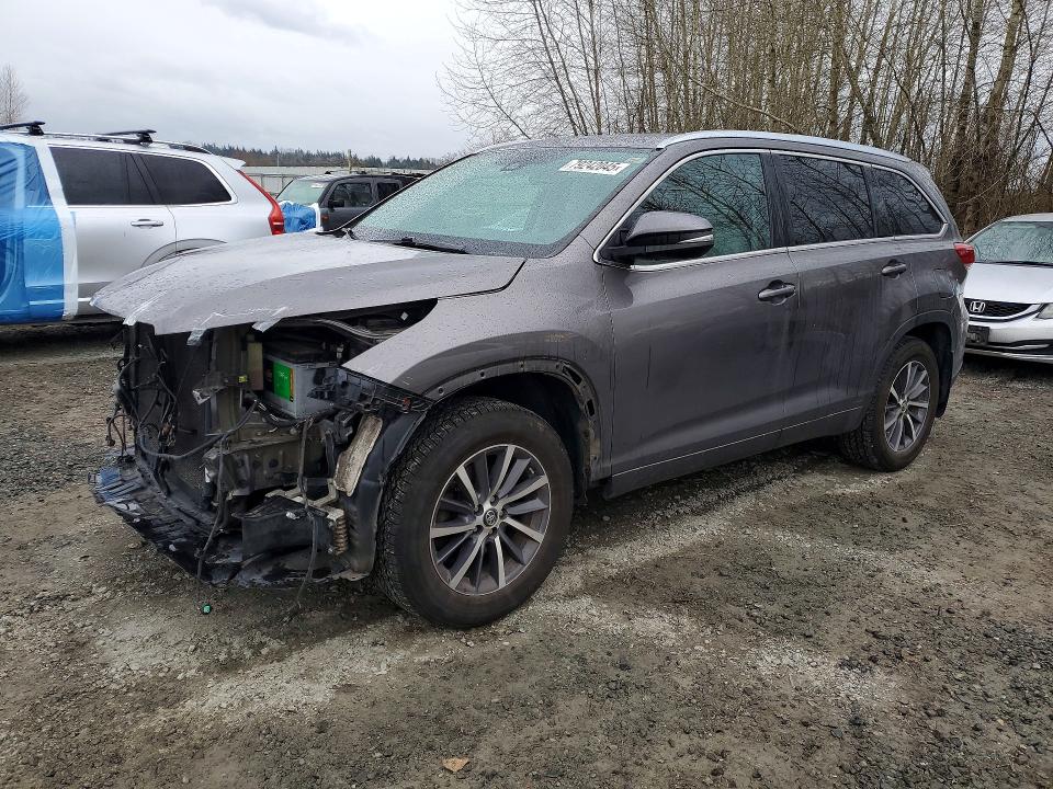 2017 TOYOTA HIGHLANDER — VIN 5TDJZRFH6HS432192