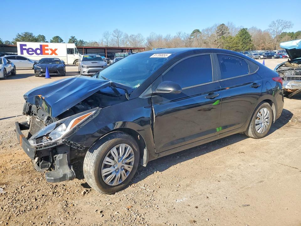 2018 HYUNDAI ACCENT — VIN 3KPC24A39JE033059