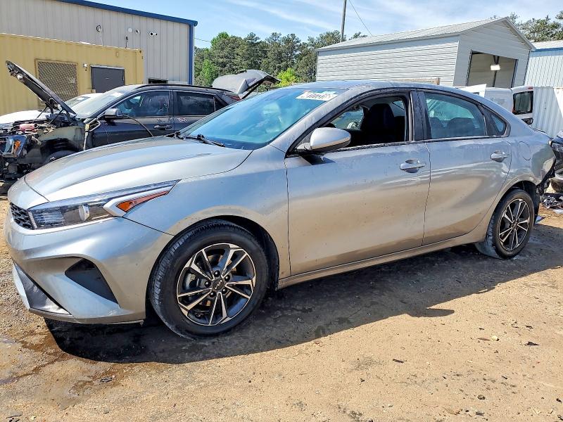 2023 KIA FORTE — VIN 3KPF24AD7PE588428