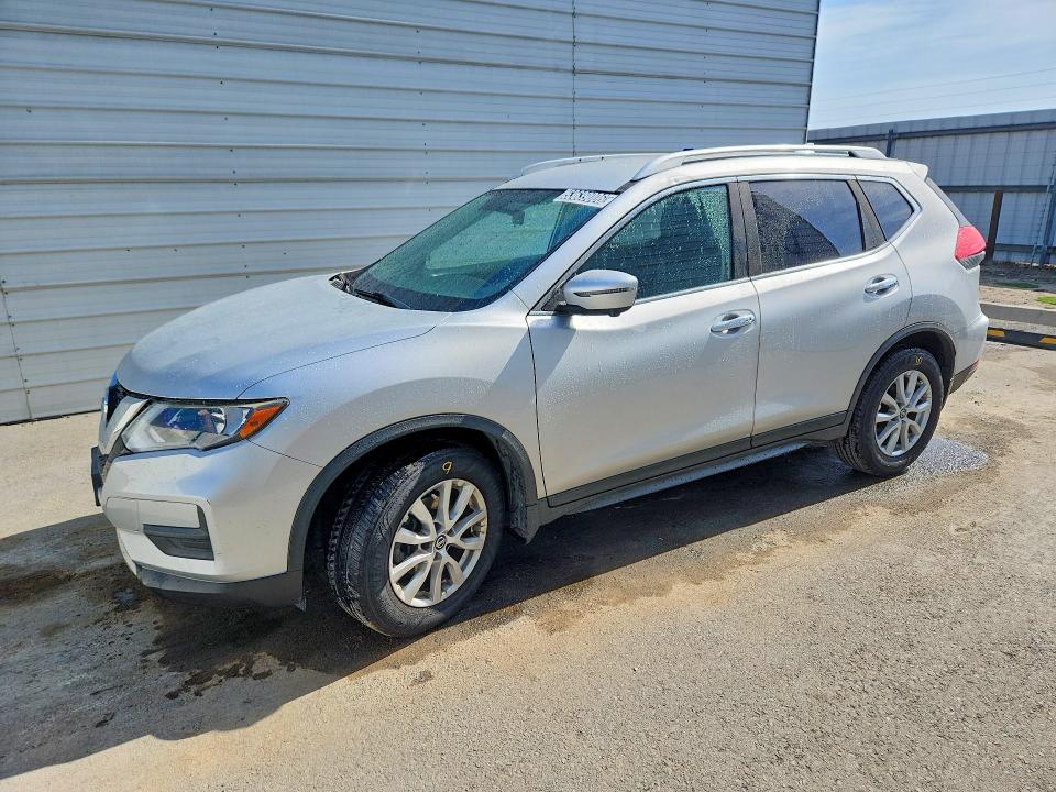 2017 NISSAN ROGUE — VIN JN8AT2MT1HW394133