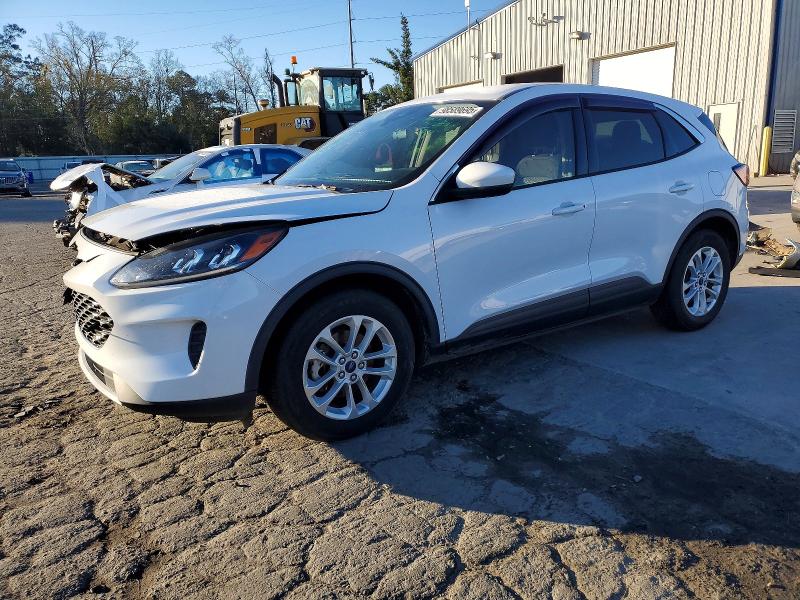 2020 FORD ESCAPE SE — VIN 1FMCU0G67LUB38106