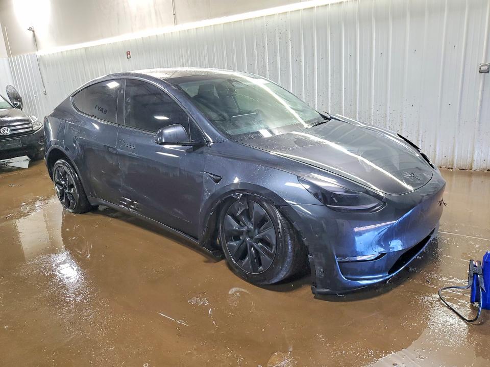 7SAYGDEE4RF130049