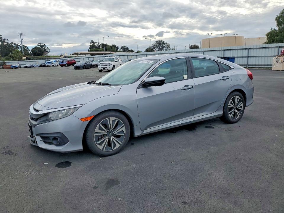 2016 HONDA CIVIC — VIN 2HGFC1F35GH645307