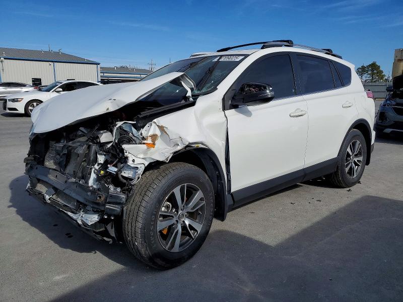 2018 TOYOTA RAV4 — VIN JTMWFREV6JD110028