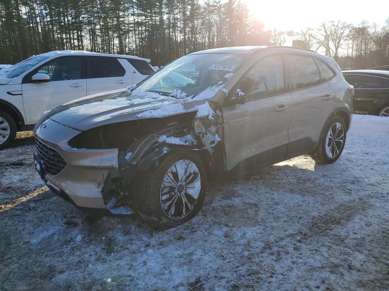 2021 FORD ESCAPE SE — VIN 1FMCU9BZ4MUA30176