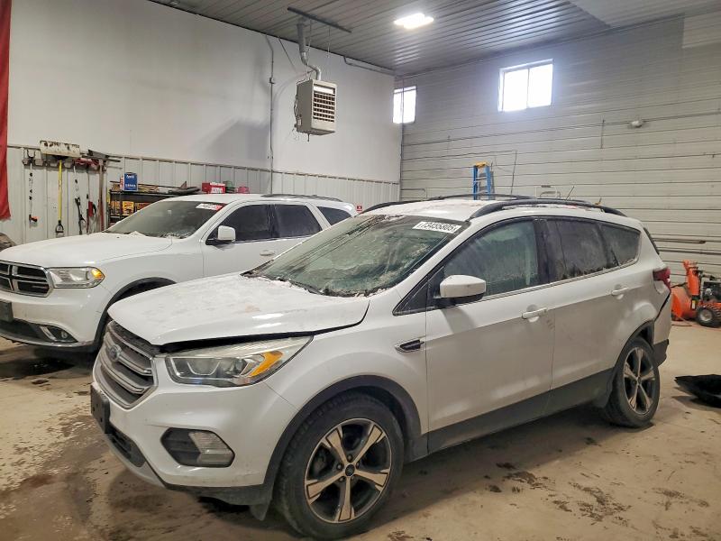 2017 FORD ESCAPE SE — VIN 1FMCU0GDXHUA32478