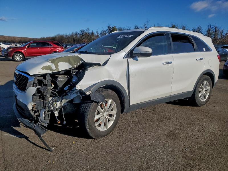 2016 KIA SORENTO LX — VIN 5XYPG4A36GG114101